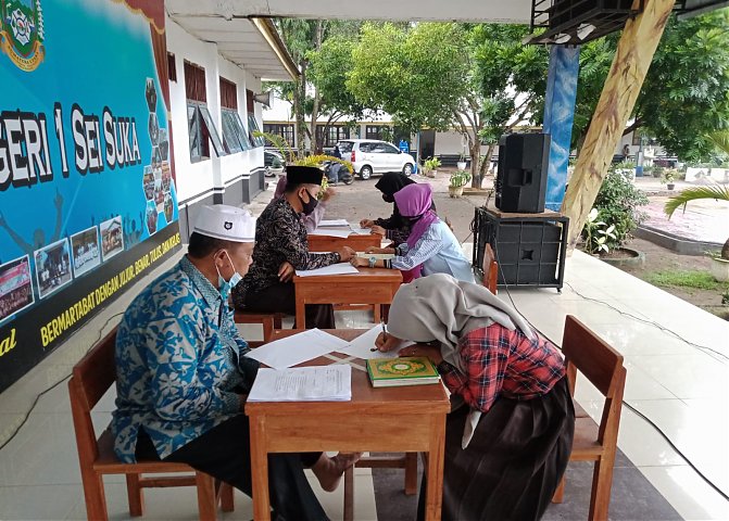 Tes kemampuan baca tulis dan tahfiz (hapalan) Qur'an bagi peserta didik baru Poster