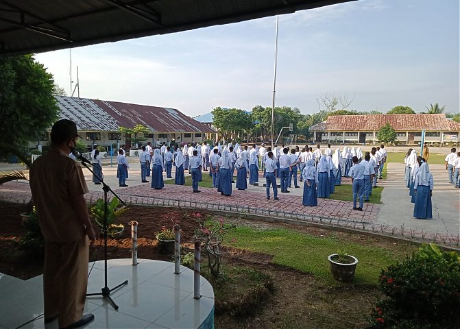 Pembelajaran Tatap Muka Terbatas Poster