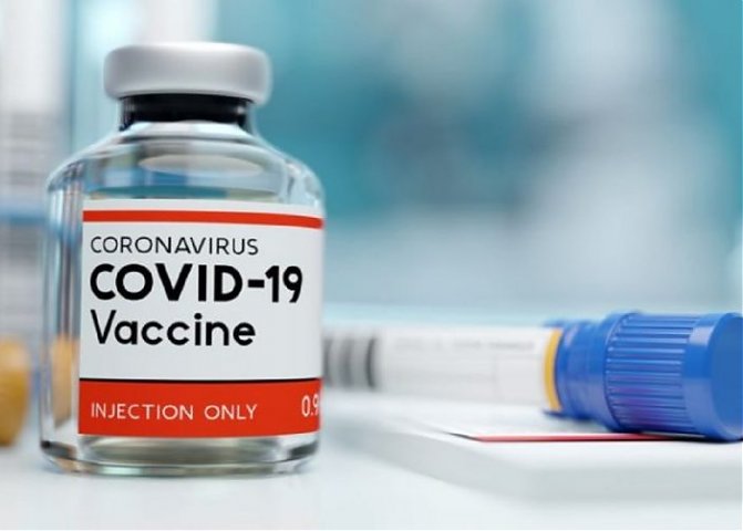 Vaksinasi Massal Untuk Pelajar Poster