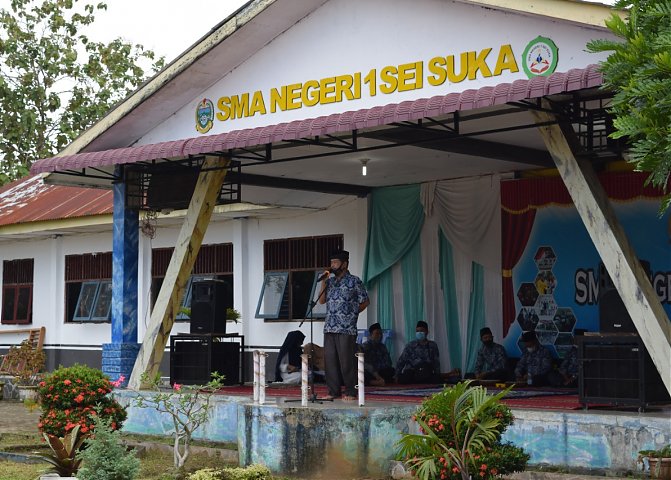 Peringatan Maulid Nabi Muhammad SAW 1443 H Poster