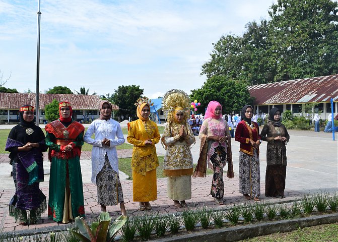 Peringatan Hari Guru Nasional 2021 Poster