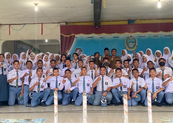 Pelantikan Ketua OSIS Masa Bakti 2022-2023 dan Pelantikan English Club SMAN 1 Sei Suka Poster